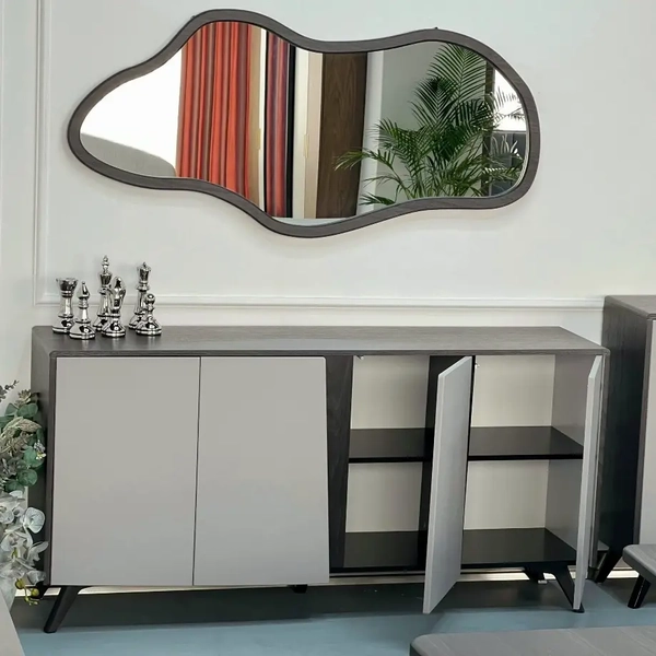 image of Onyx Console and Mirror