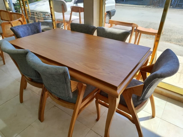 image of Pichak Dining Table