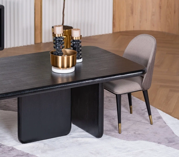 image of Leon dining chair