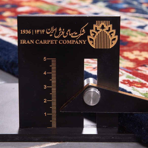 image of Isfahan Rug code 4-23639