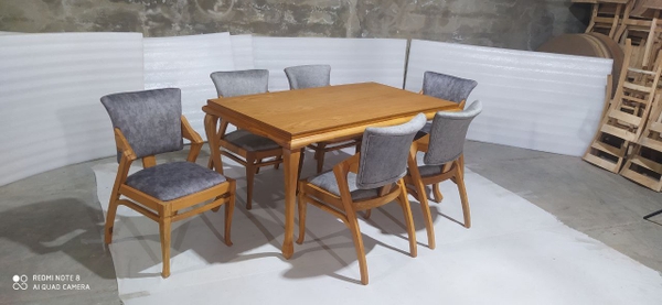 image of Pichak Dining Table