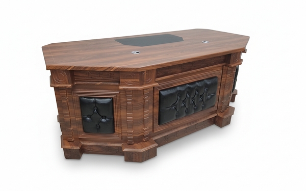 تصویر میز مدیریتی جکسون