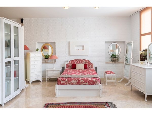 image of Romantic 120 single bed