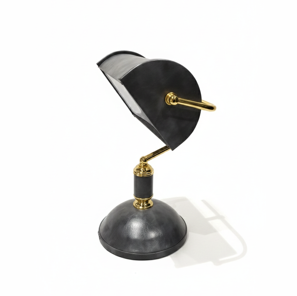 تصویر چراغ مطالعه بنکر چرم