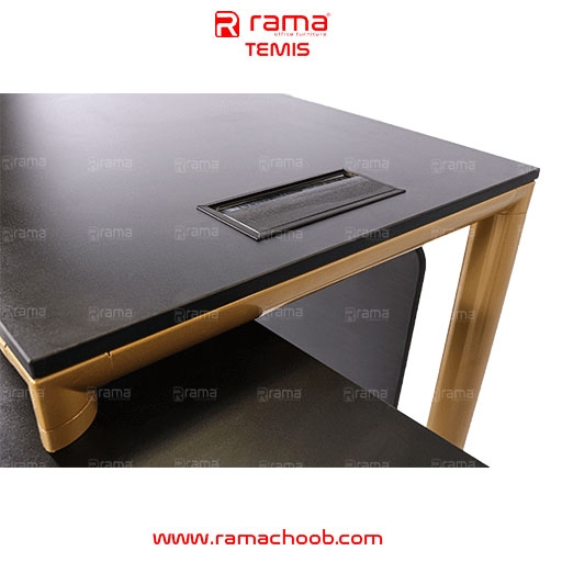 تصویر میز کارمندی تمیس