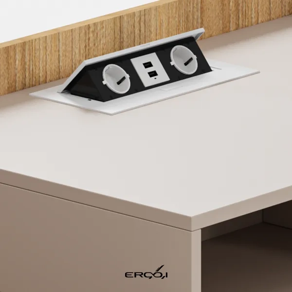 تصویر میز مدیریتی Zenith Chrome