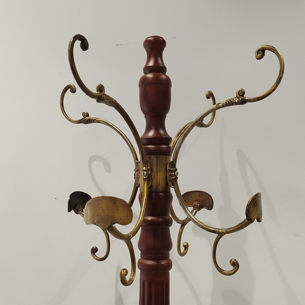 تصویر جالباسی مدل برنزی