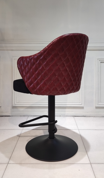 image of Diamond Bar Chair