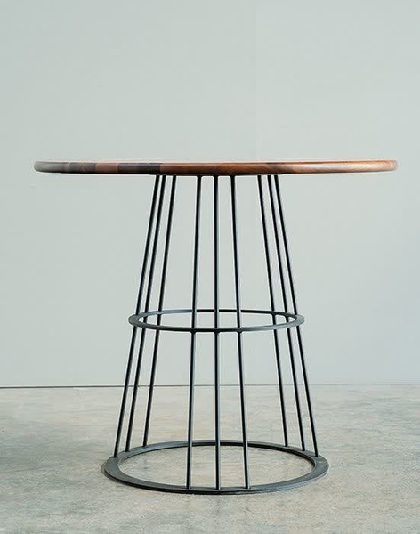another image of Vertex dining table