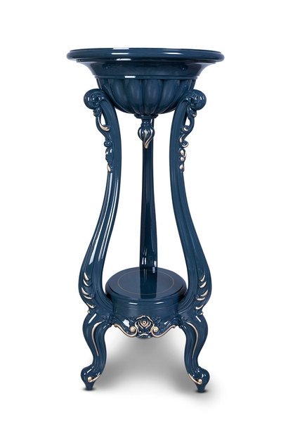 another image of Venus side table