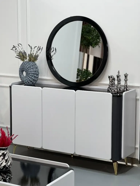 image of Victoria Console and Mirror