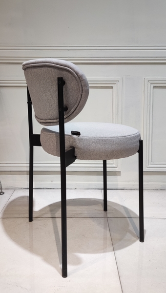 image of Zhavin Chair