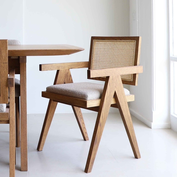 image of 2204 chair