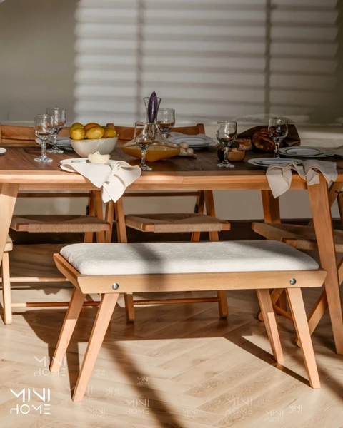 تصویر نیمکت چوبی کام فورت