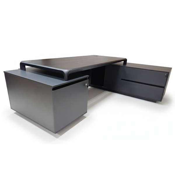 تصویر میز مدیریتی P.1