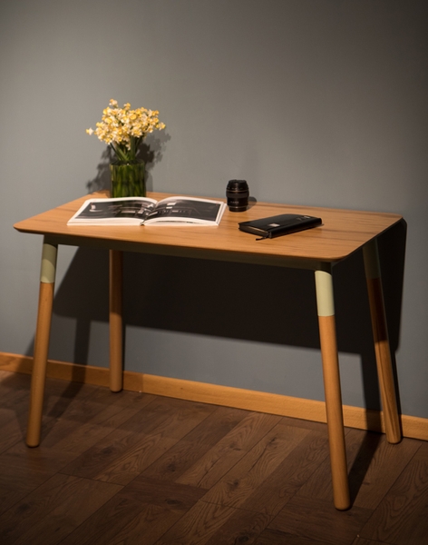 image of Taba desk