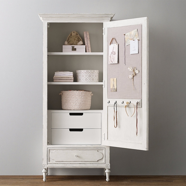 image of Belina dresser with mirror