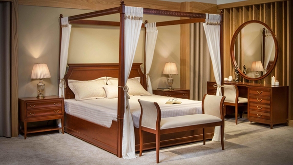 image of Meranti Canopy Bedroom Set