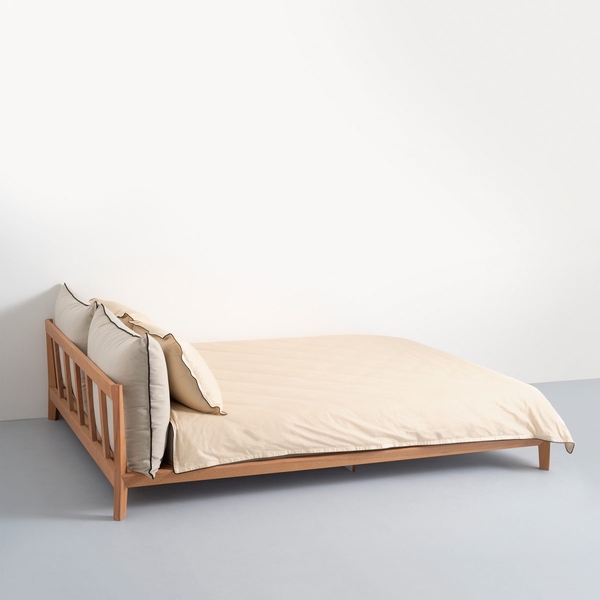 another image of Linda 160 double bed