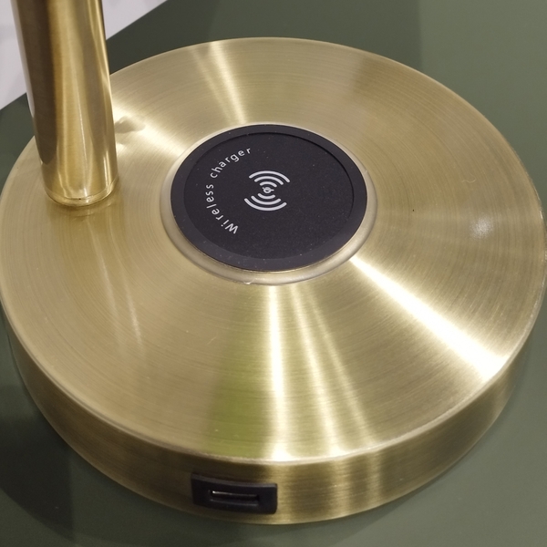 تصویر چراغ مطالعه بنکر سبز