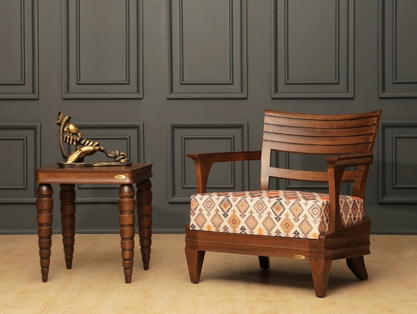 image of Atrisa single sofa