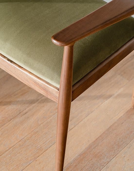 image of Danish host chair