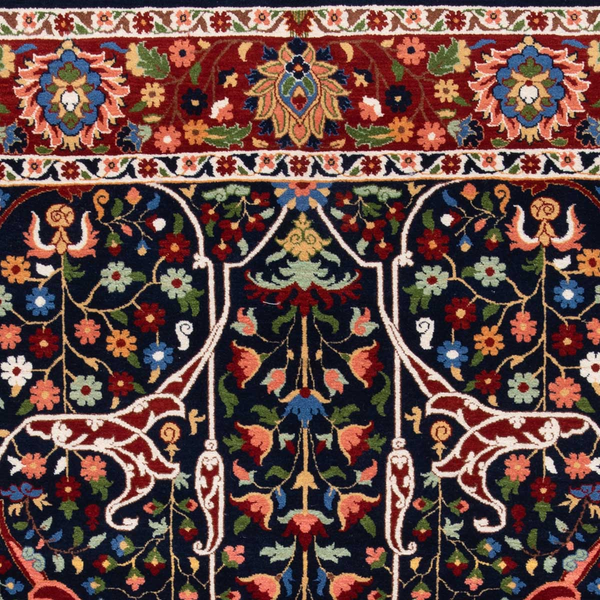 image of Isfahan Rug code 4-23639