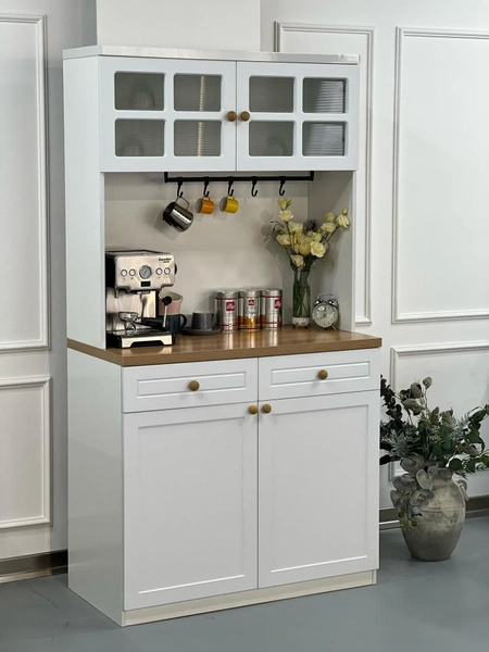 image of Leo Neoclassic Coffee Bar