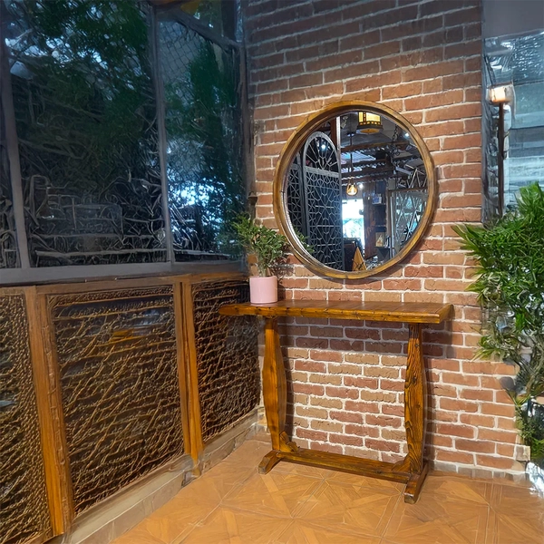 image of Amitis Console and Mirror