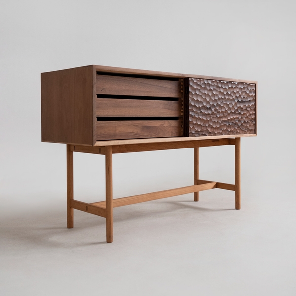 another image of SABALAN console