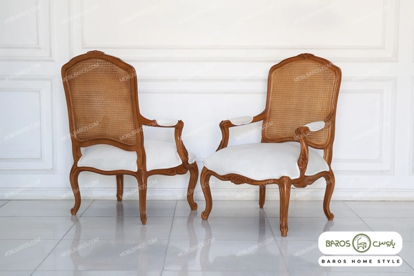 another image of Kamand single sofa