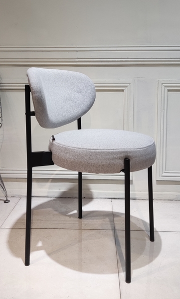 image of Zhavin Chair