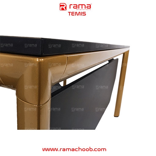 تصویر میز کارمندی تمیس