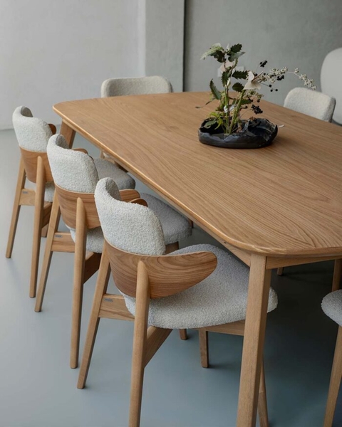 تصویر میز ناهار خوری 8 نفره آستاروت