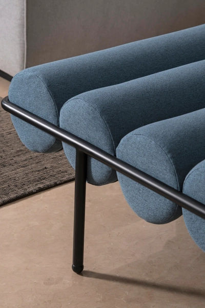 تصویر نیمکت لانژ