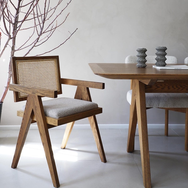 image of 2204 chair