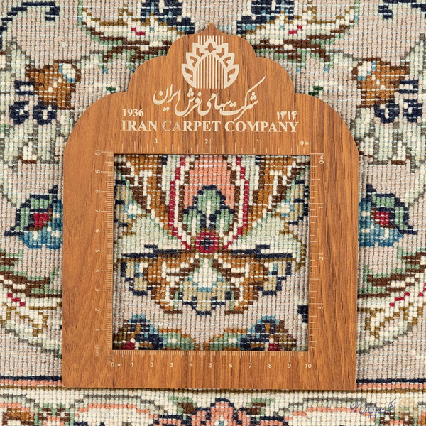 تصویر قالی یزد 30 رج قواره 6متری شناسه اثر 414794