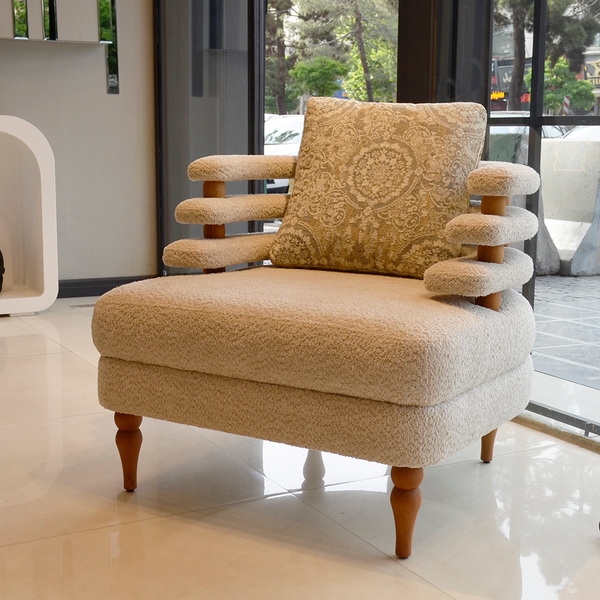 another image of Range Rover Single Sofa