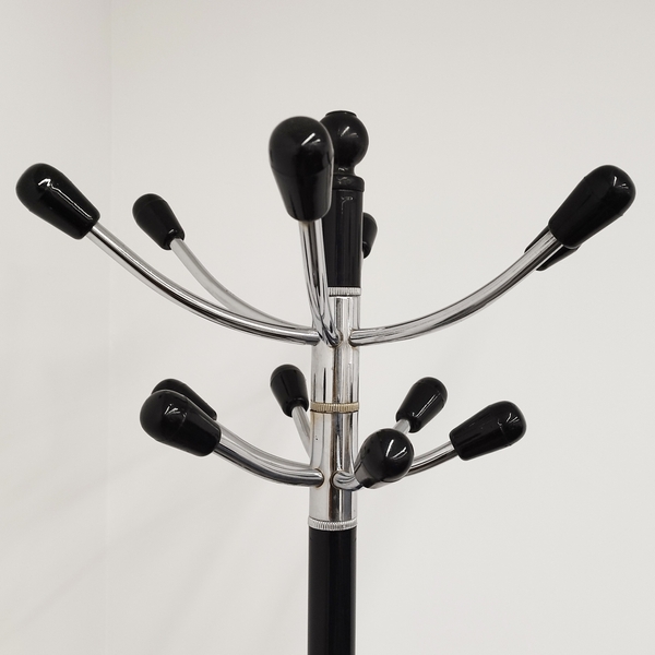 تصویر جالباسی ایستاده S2