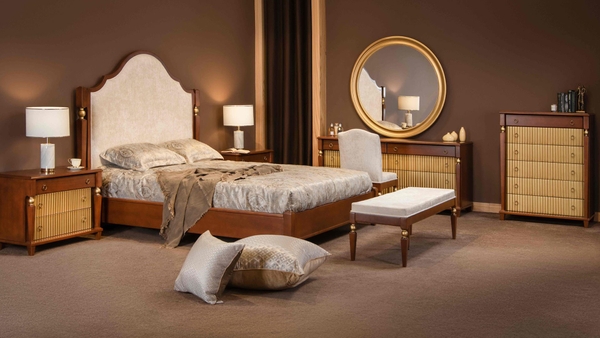 image of Loin Bedroom Set
