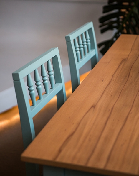 image of Antique dining table for 6