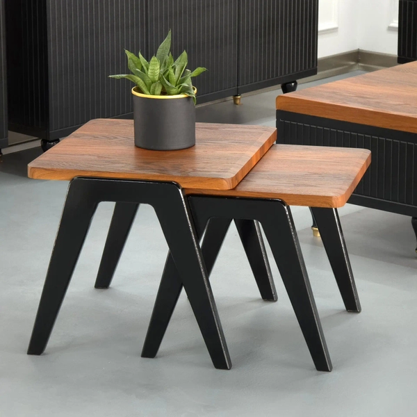 تصویر جلومبلی و عسلی دنیز