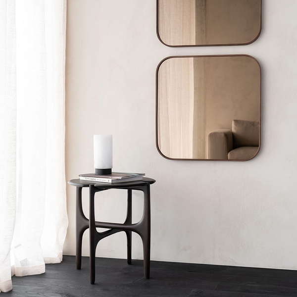 تصویر میز عسلی مدل چوبین (پایه چوبی‌)