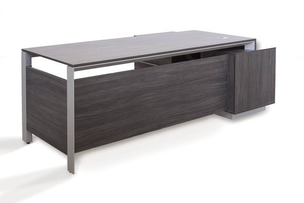 تصویر میز مدیریتی EM500 تصویر میز مدیریتی EM500