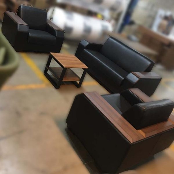 تصویر نیم ست مبل اداری توس