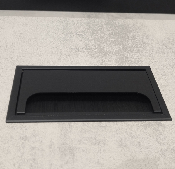 تصویر میز مدیریت لاوار بتا