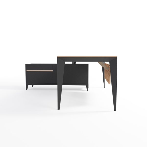 تصویر میز مدیریتی Pyramid مدل ML