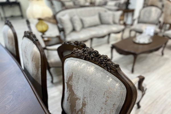 image of Arashid classic dining set
