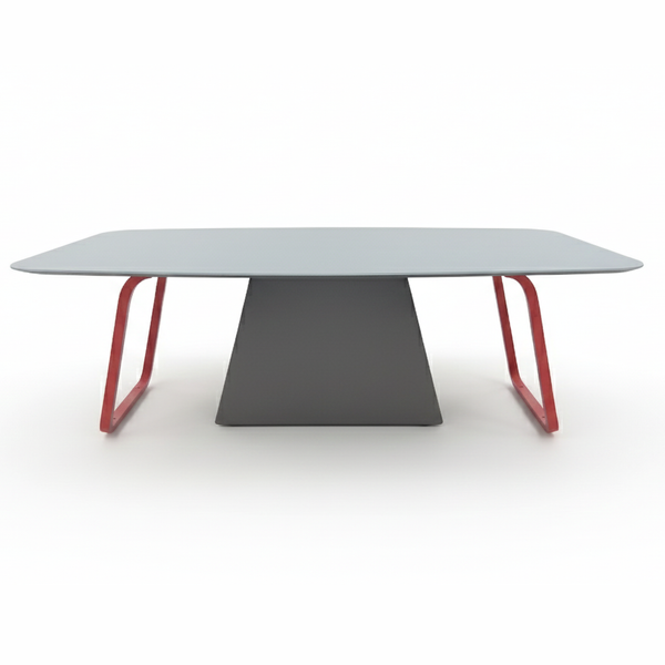 تصویر میز کنفرانس ARC تصویر میز کنفرانس ARC