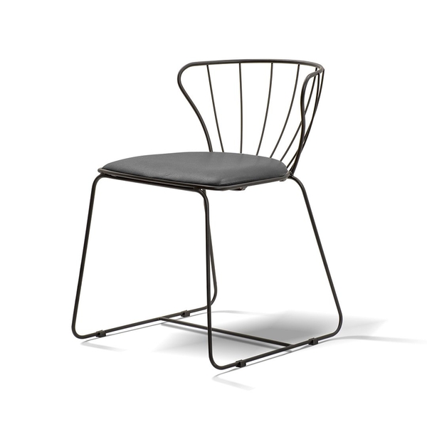 image of Hirsa W2003 chair